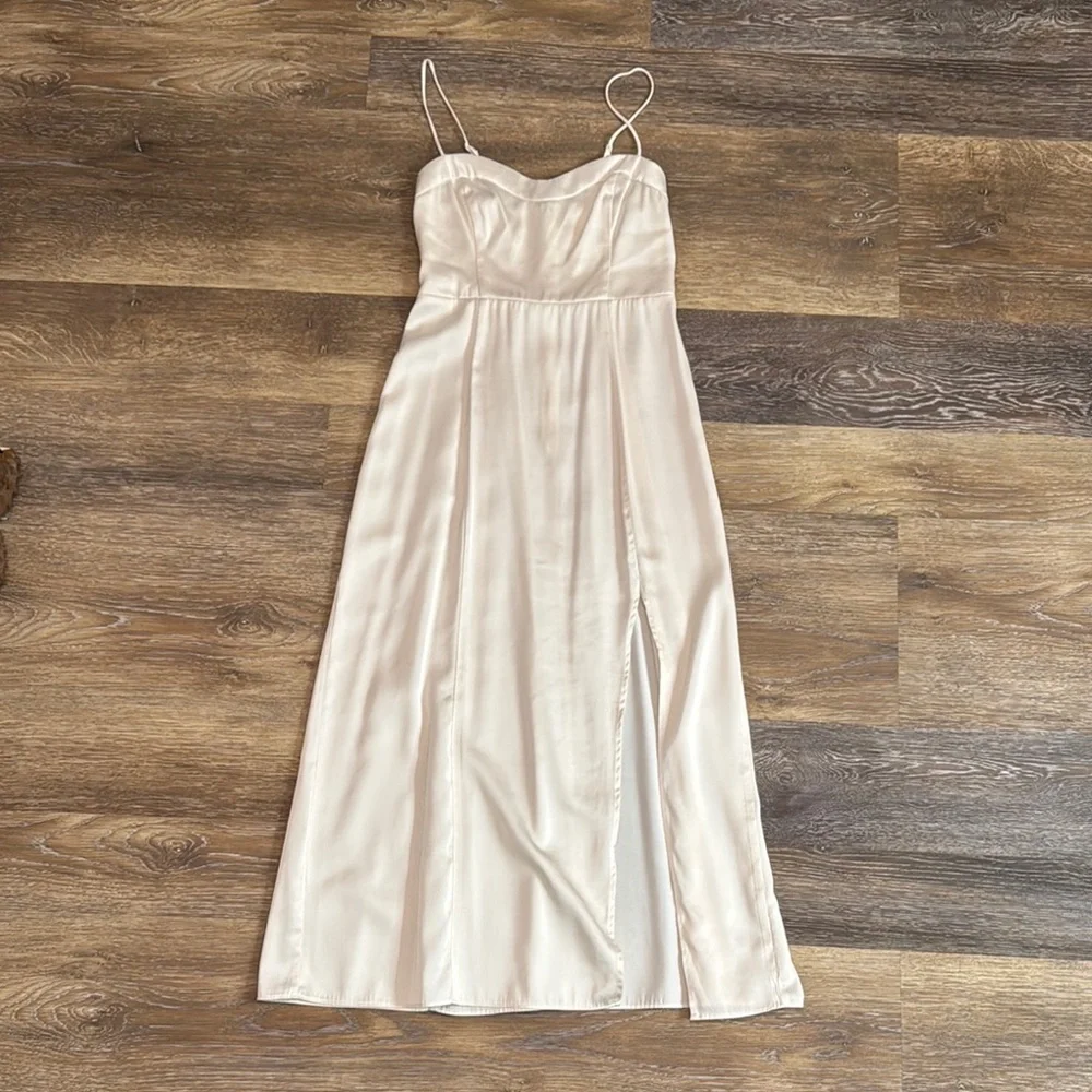 Abercrombie & Fitch Off White Spaghetti Strap Dress - Picture 1 of 9